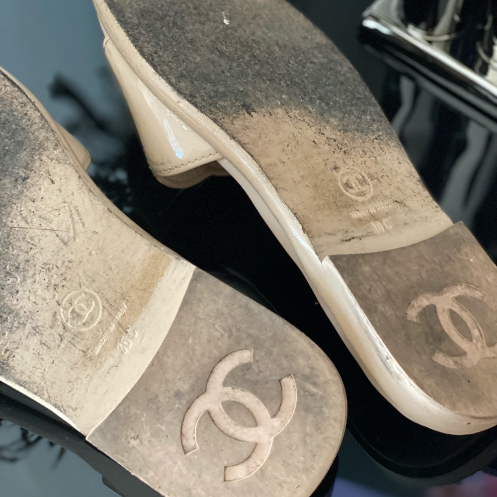 Authentic Chanel Slip-ons. - Picture 9 of 11
